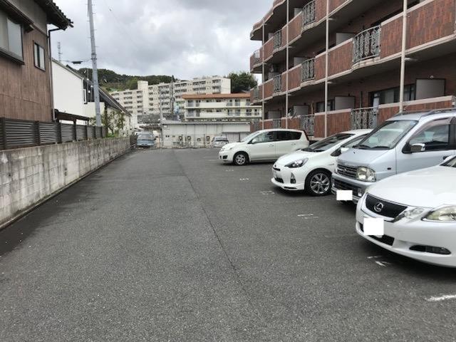 サンフォーレ青葉台（305） 駐車場