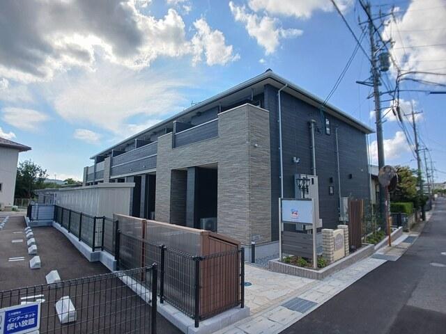 乃木駅より徒歩18分 築1年1ヶ月 2階建の賃貸物件