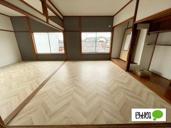 東出雲町揖屋収益物件 リビング