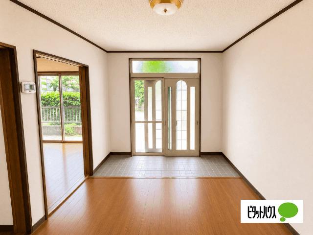 上東川津　四季が丘中古住宅 玄関