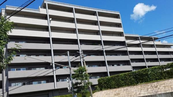 フローレンス春日町グランドアーク 外観