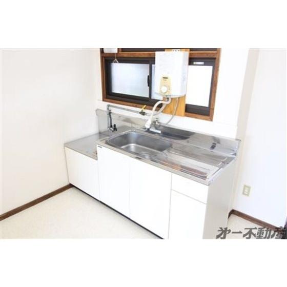亀鶴ビル 部屋画像