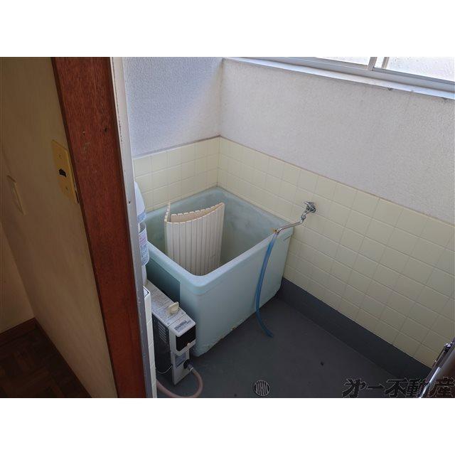 シカヤアパート（2-EAST） 部屋画像