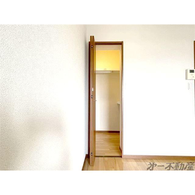 IRIS RESIDENCE稲川（404） 収納