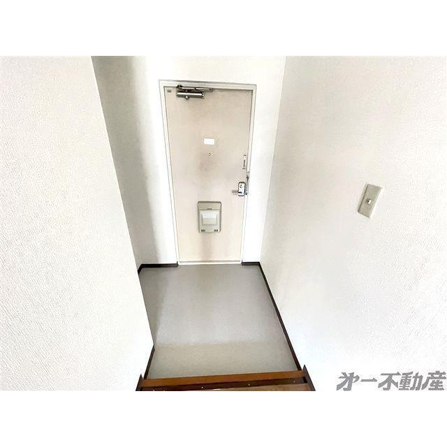 フラワーヴィレッジ（102） 玄関