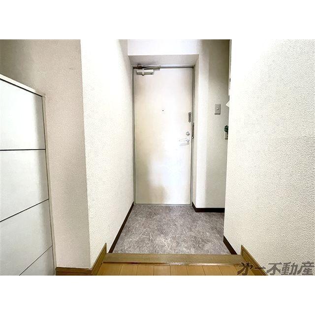 チサンクロスロード鷹匠・（503） 玄関
