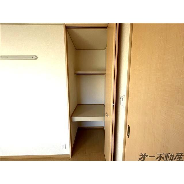 ロイヤル コート　Ａ（102） 収納