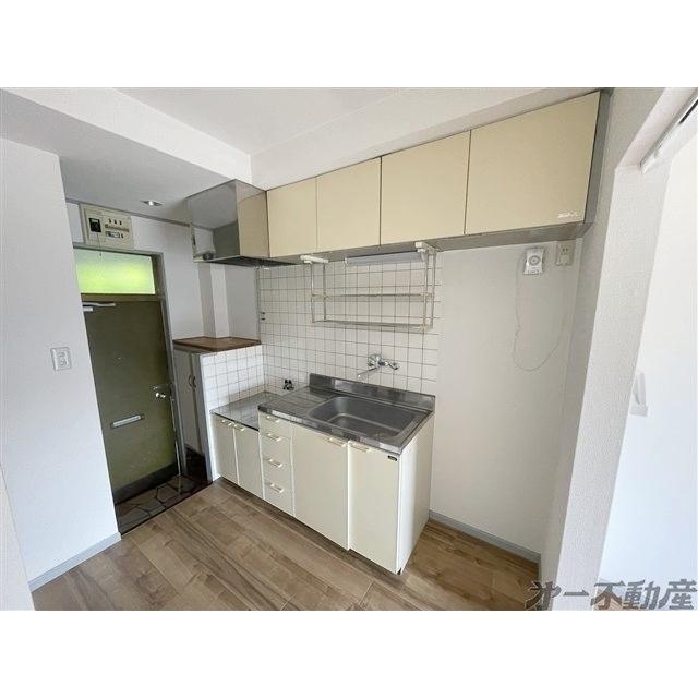 メイプル安東 キッチン