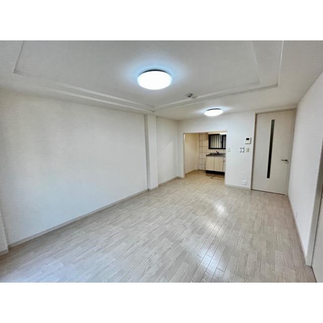 ヴィヴァーチェ（103） 部屋画像