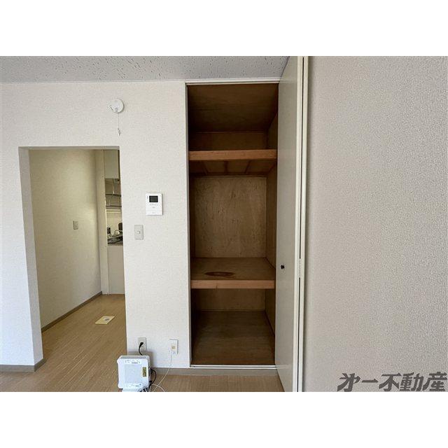 ビーライン（102） 収納