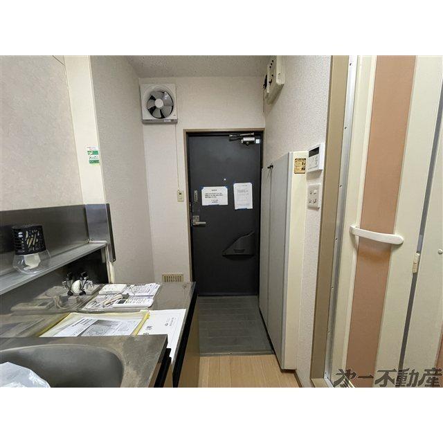 ビーライン（102） 玄関
