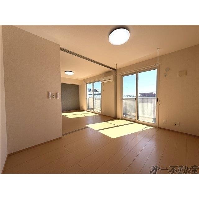 モンクールK&M（305） 部屋画像
