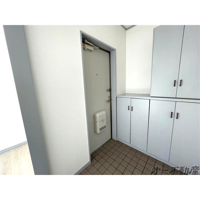 フジミパレス御門台（202） 玄関