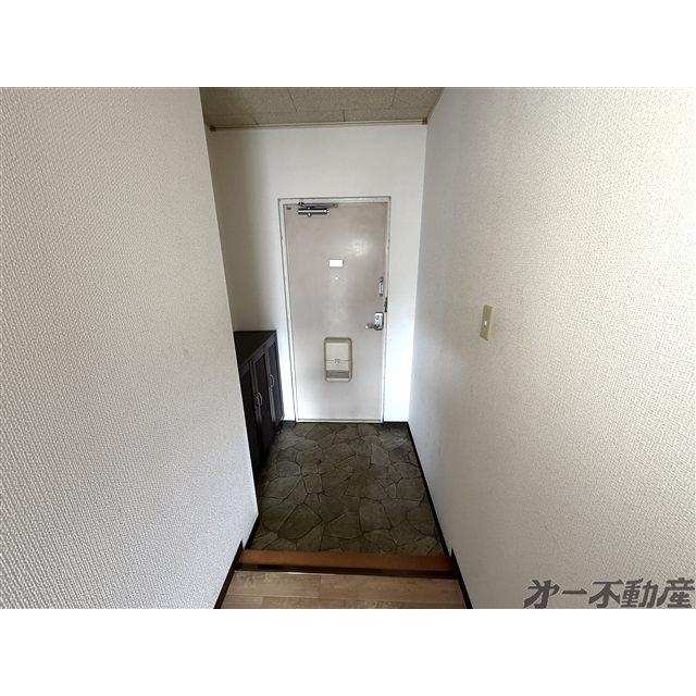 フラワーヴィレッジ（402） 玄関