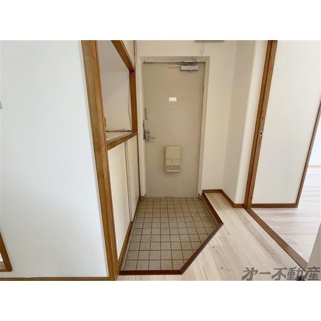 ビバレイユイ・（303） 玄関