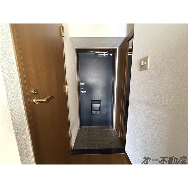 エンブル･セレス常磐町（402） 玄関