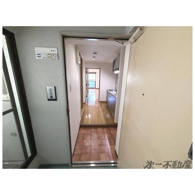 チサンクロスロード鷹匠・（201） 玄関