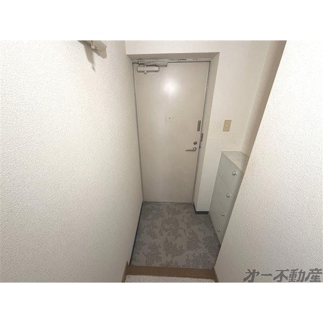 チサンクロスロード鷹匠・（302） 玄関