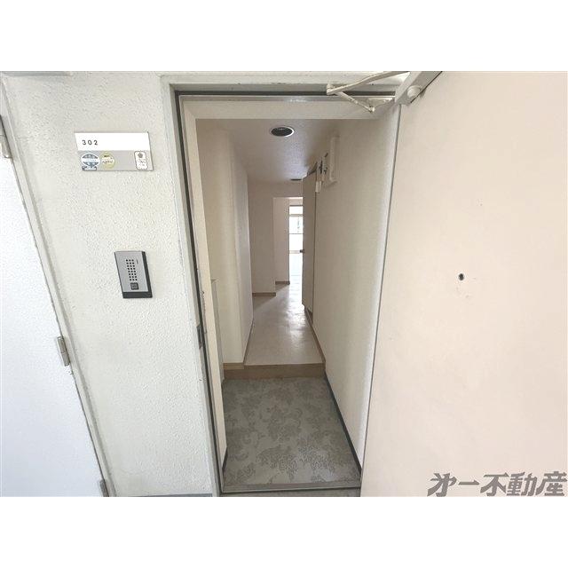 チサンクロスロード鷹匠・（302） 玄関