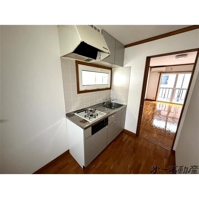 エバーグリーンTｓ・（105） 部屋画像
