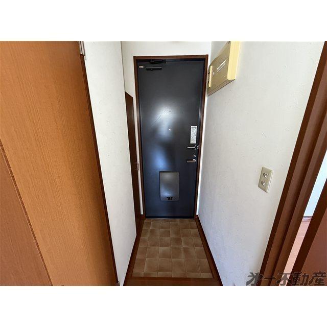 アヴェリア・（2F） 玄関