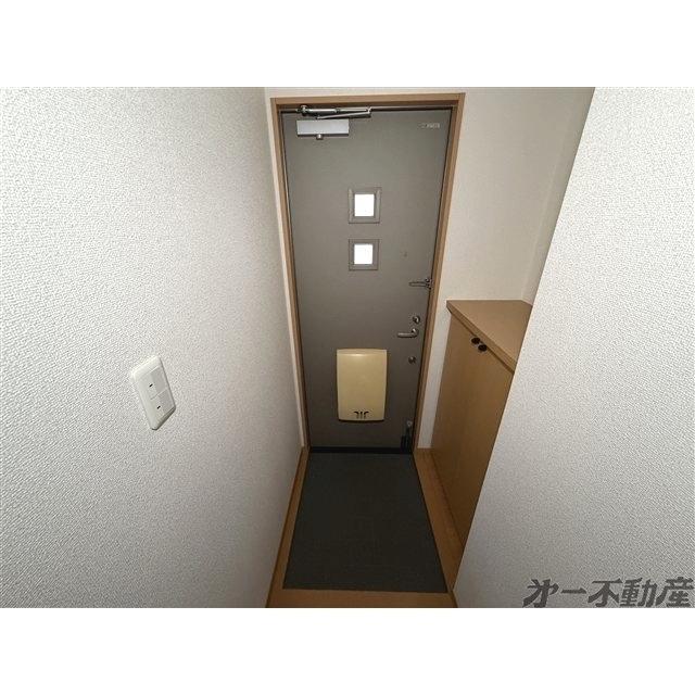 エスタシア千代田A棟・（202） 玄関