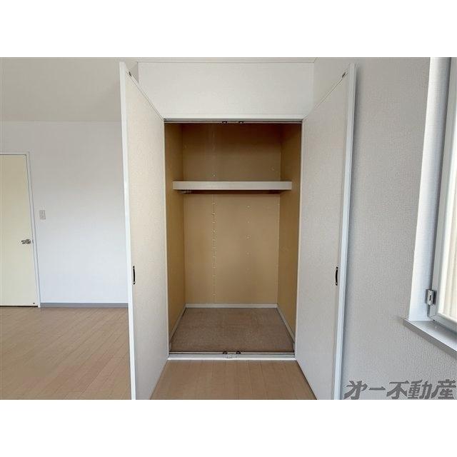 望月メゾネット・（東側） 収納