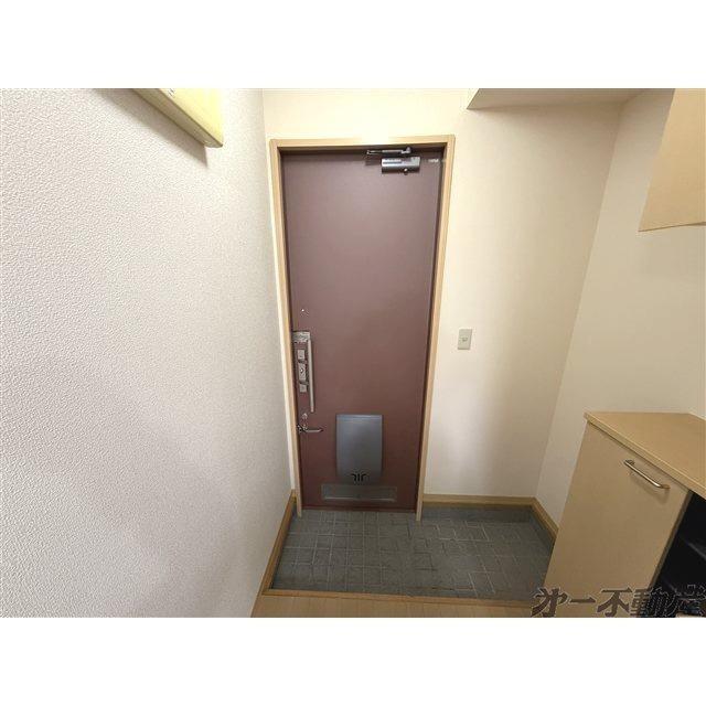 クレアーレ新川（103） 玄関