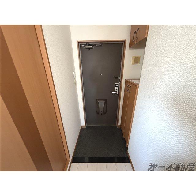 コリカールアルベ（302） 玄関