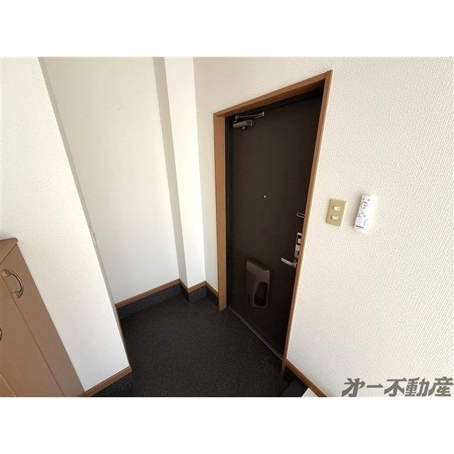 グラシアス・ティエラⅡ（105） 玄関