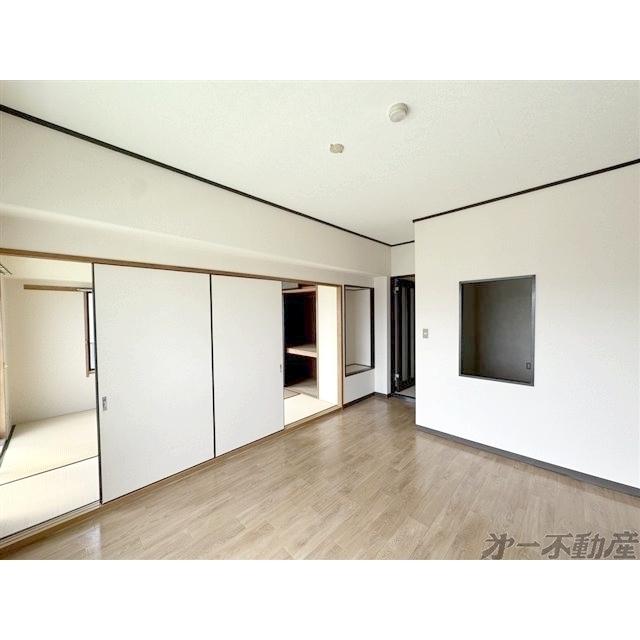 グランディオールシラトリ（305） 部屋画像