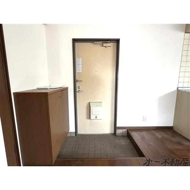 テテアテテ（101） 玄関