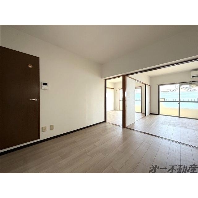 ジニアス塩澤・（302） 部屋画像