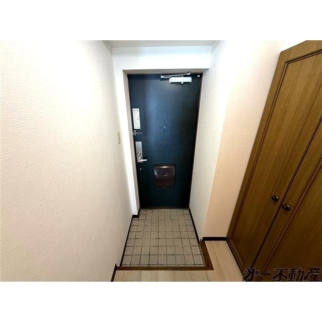 ジニアス塩澤・（302） 玄関