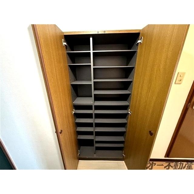ジニアス塩澤・（302） 部屋画像