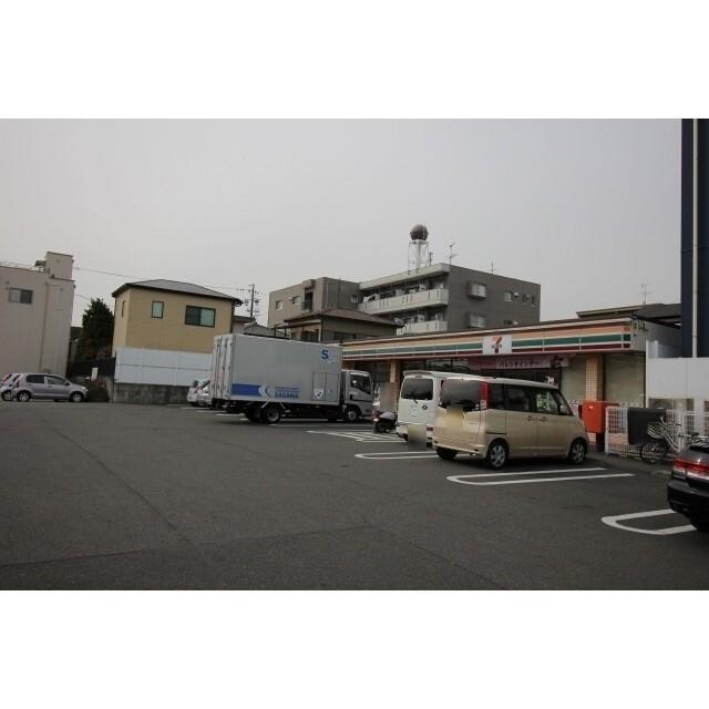 セブン-イレブン 静岡中田2丁目店：220m