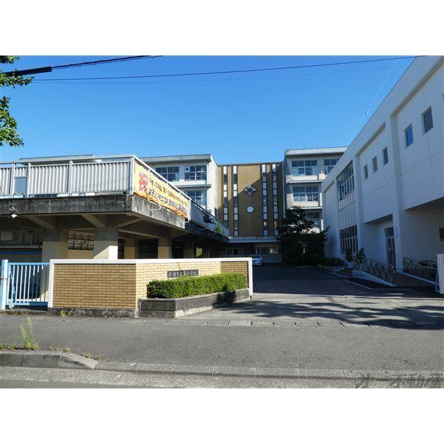 静岡市立南中学校：1700m