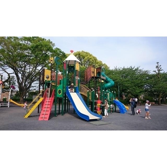 鷹匠公園：200m