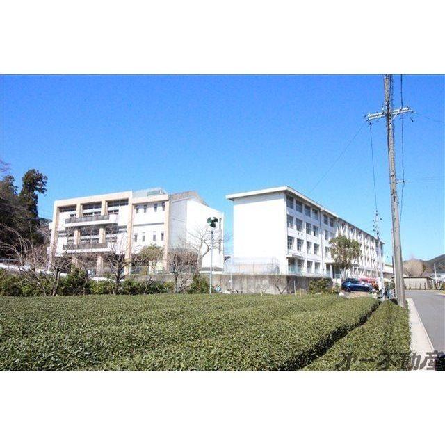 静岡市立賤機中学校：2900m