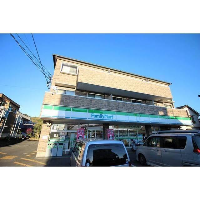 ファミリーマート静岡瀬名中央店：600m