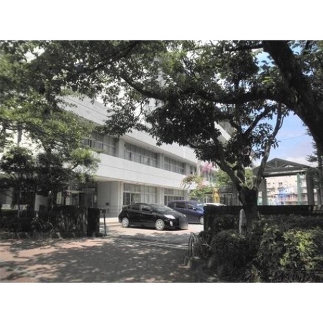 静岡市立葵小学校：1800m