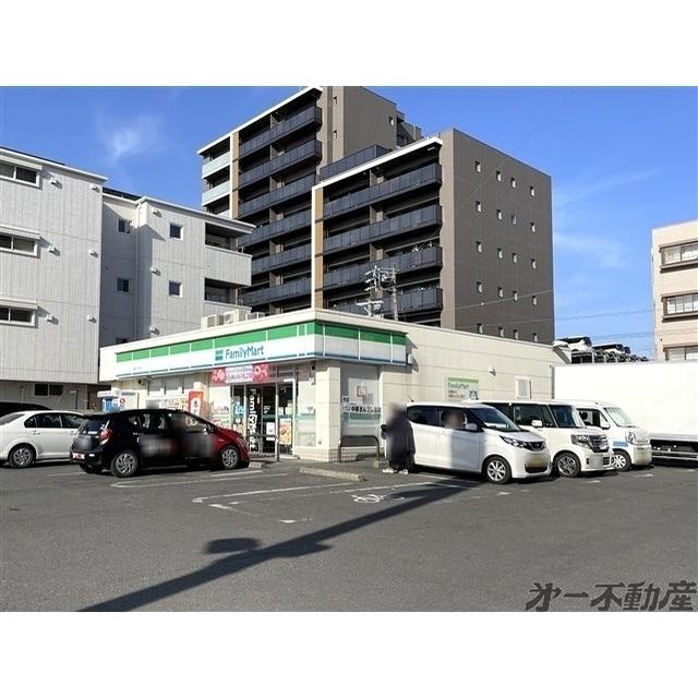 ファミリーマート静岡大坪南店：200m