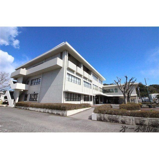 静岡市北部生涯学習センター：600m