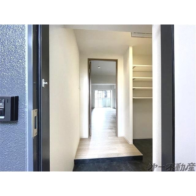 静岡泉町エンブルコート（505） 玄関