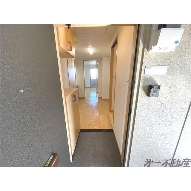 シティ・コート葵（503） 玄関
