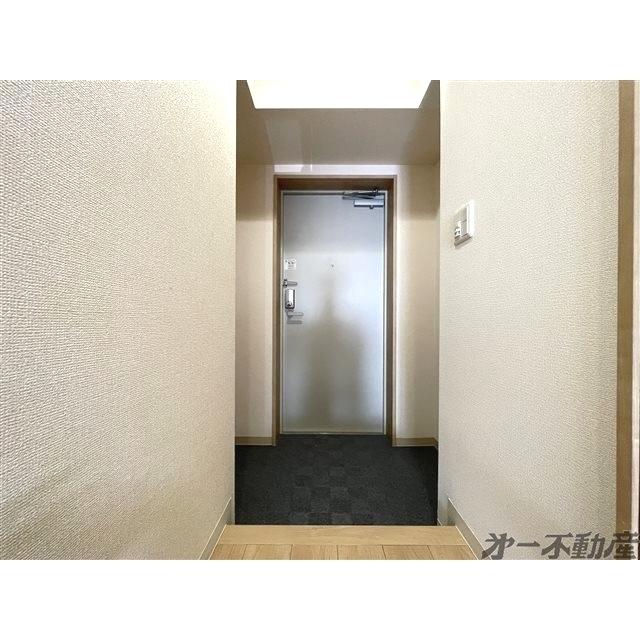 ラフィネ（203） 玄関