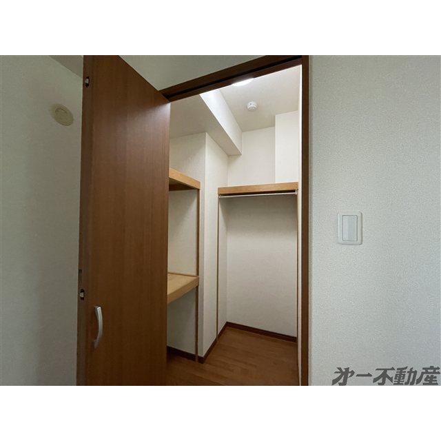 クレシェンド登呂（203） 収納
