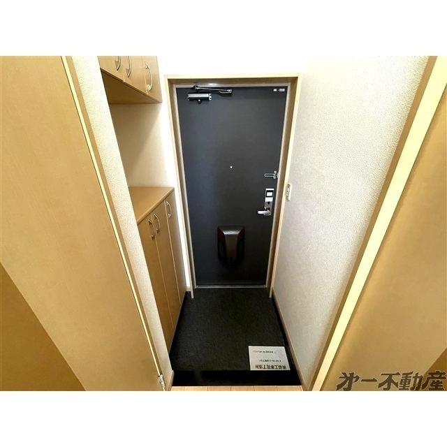 クリンピア（106） 玄関