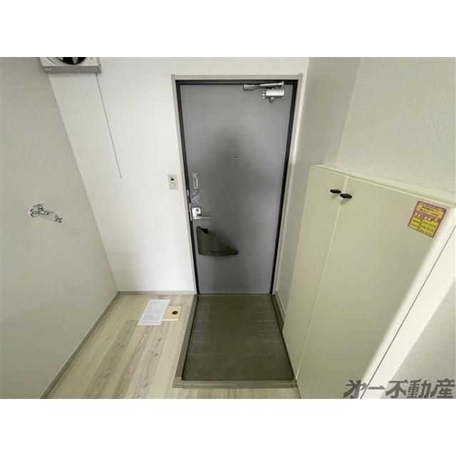 メゾンこがねC棟（205） 玄関