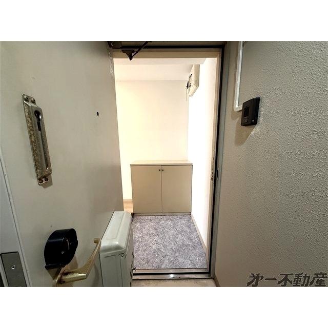 クレセントコート静岡・（306） 玄関